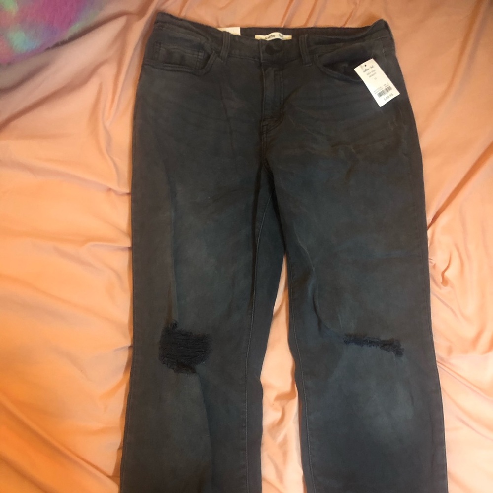 Black High Rise Mom Jeans